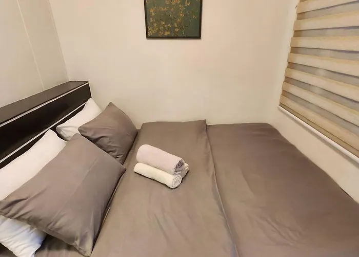 Great View In Makati Apartment *